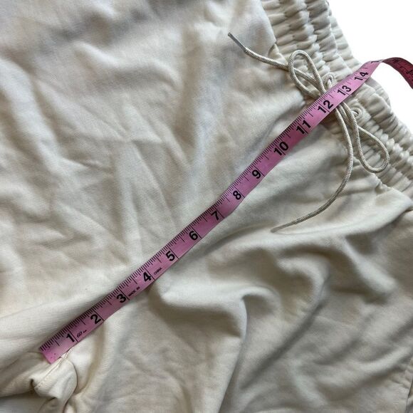 Animal Crossing x Puma Shorts - Picture 9 of 14